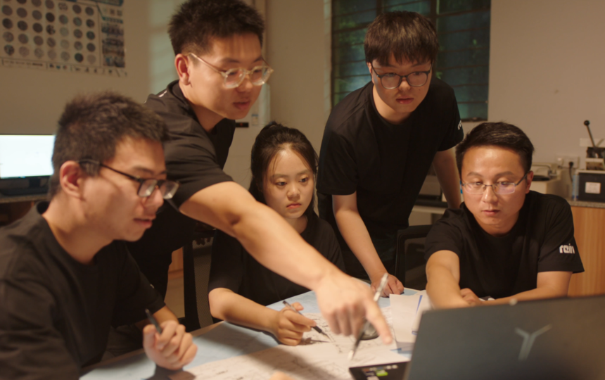 Derechos de Propiedad Intelectual<br>100+ patentes