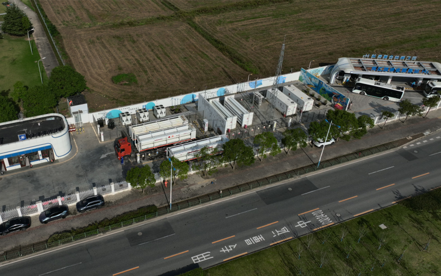 Equipos para estaciones de llenado y repostaje de hidr&oacute;geno