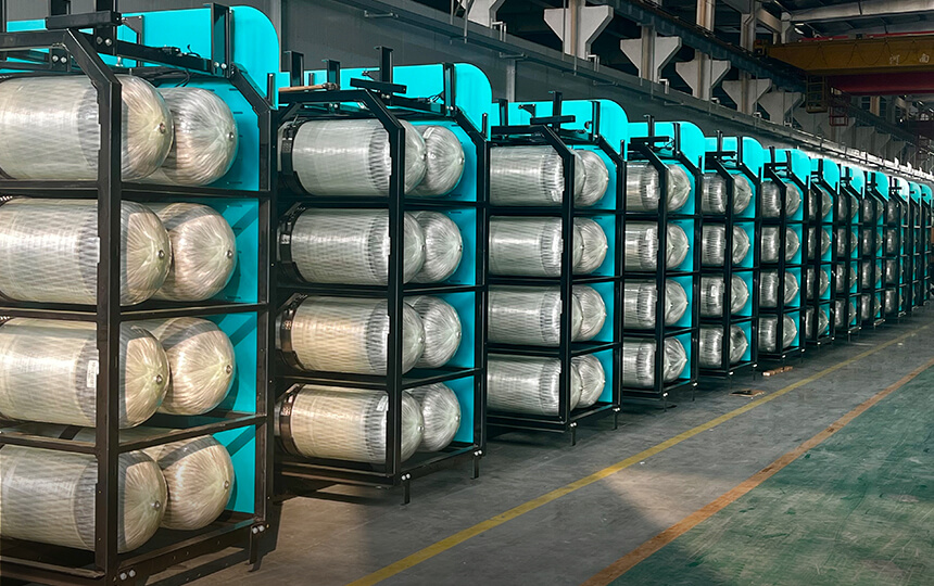 Sistema de suministro de hidr&oacute;geno a bordo (cilindro de almacenamiento de hidr&oacute;geno tipo III)