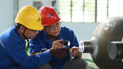 Dominar la precisi&oacute;n: estricto control de calidad de fabricaci&oacute;n de cilindros de Rein